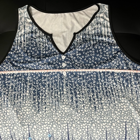 Women's Blue and White Animal Print Sleeveless Dress - Picture 4 of 8
